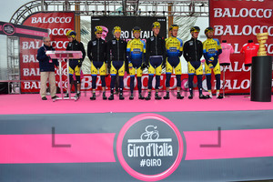 Tinkoff-Saxo: Giro d`Italia – 2. Stage 2014