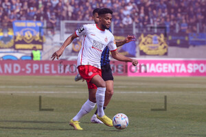 Isaiah Young 1. FC Saarbrücken vs. Rot-Weiss Essen 18.03.2023