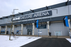 Home Deluxe Arena Paderborn Außenaufnahme Winter