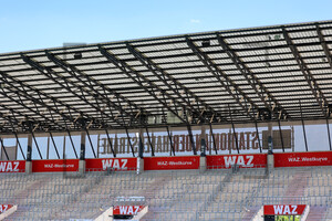 Stadion an der Hafenstraße Schriftzug von innen West Rot-Weiss Essen