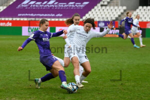 SGS Essen vs. SC Freiburg 9. Spieltag Frauen-Bundesliga 10.12.2023 Fotos und Bilder